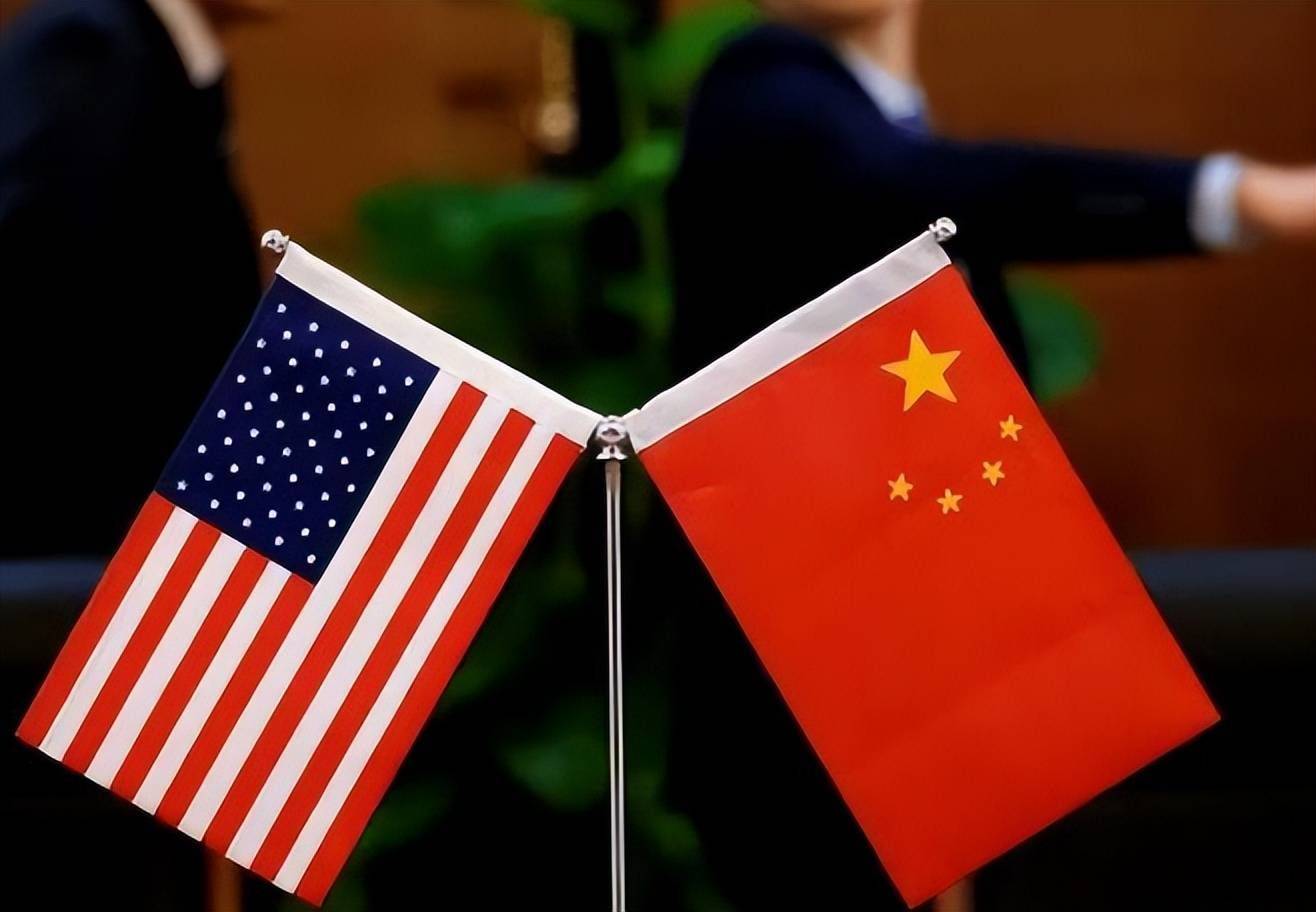 這樣的美國駐華大使館，我們要么驅逐大使要么強行關閉