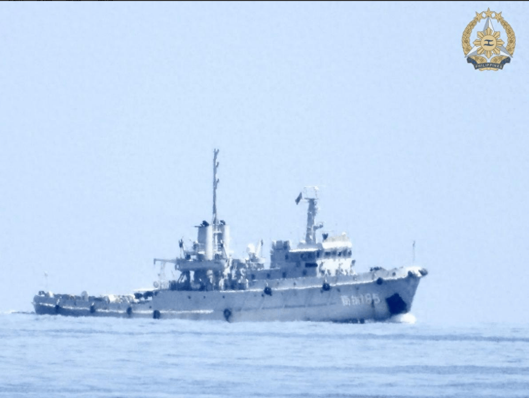 解放軍拖船趕到仁愛礁，離破船還剩最后5海里，清場進入倒計時？