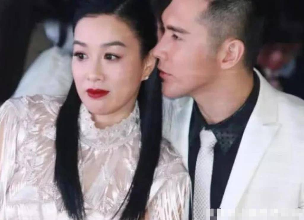 考古|張倫碩稱張維伊像以前的自己 ，曾娶大11歲鐘麗緹被嘲，如今成為重組家庭中教科書般的男人？
