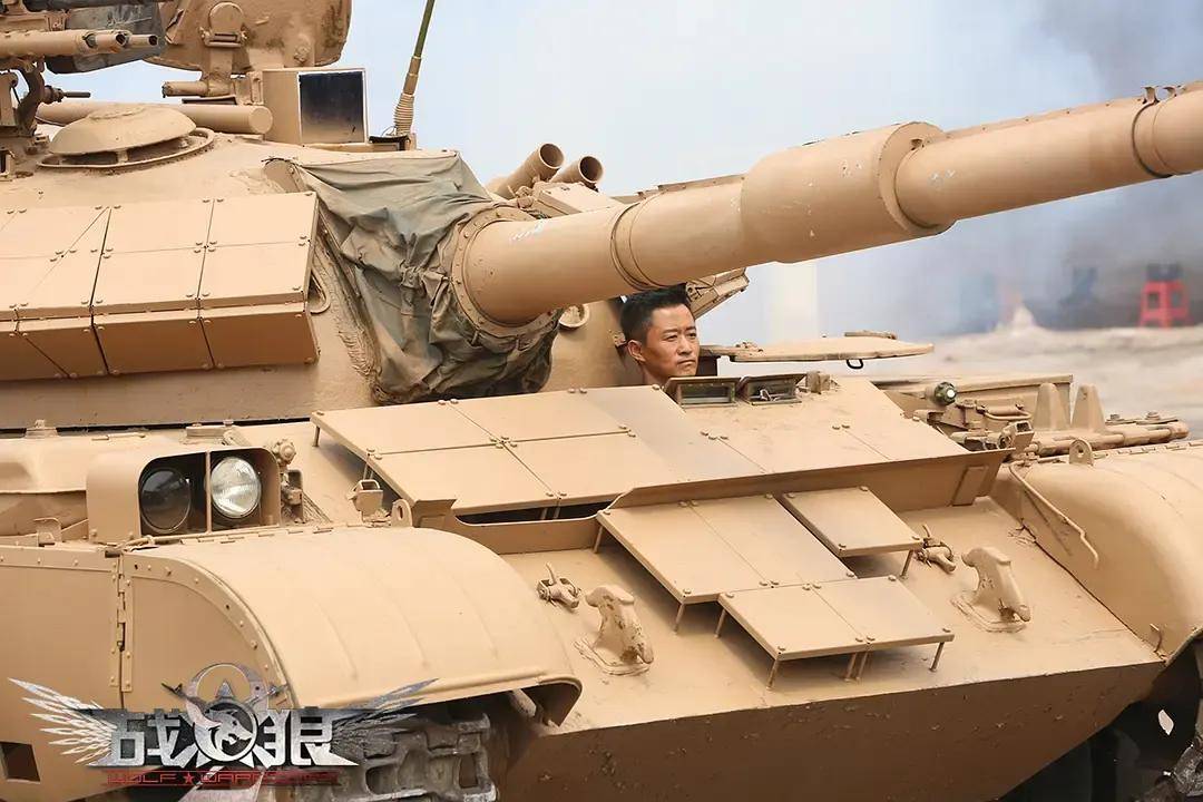 最近突然爆火采訪！吳京：坦克沒有后視鏡的——為啥會(huì)被網(wǎng)友噴？