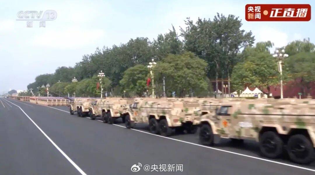 東風-61、巨浪-3、折疊翼預警機、殲-20S，畫面披露！