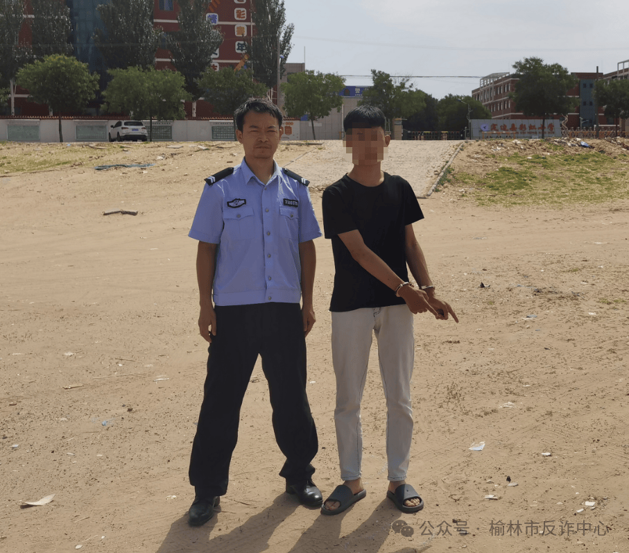 陜西榆林多名中學(xué)生為防止被學(xué)校發(fā)現(xiàn)，將手機(jī)藏于電動車座椅下，壞消息：小偷發(fā)現(xiàn)了