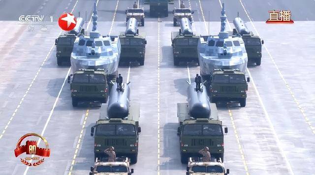 比俄核魚雷更智能，“深海幽靈”亮相閱兵場(chǎng)，我軍拒止再添利器