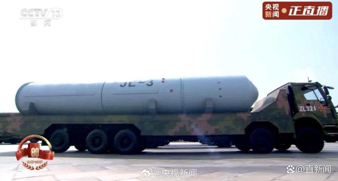 看完閱兵后軍事專家感慨：知道中國軍力強大，但沒想到強到這種程度