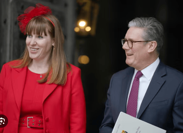 金正恩女兒首登國(guó)際舞臺(tái)，引爆接班傳聞！英國(guó)首相被架空，工黨內(nèi)斗成全武行…