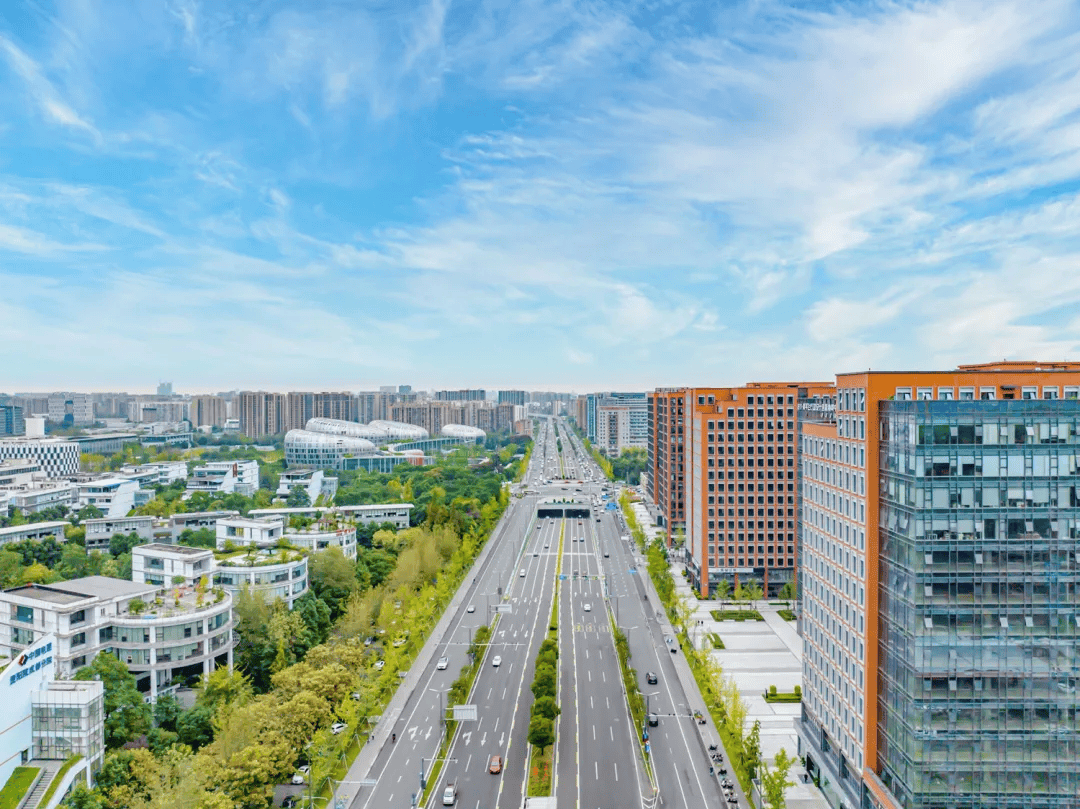 殲-20S亮相背后，成都這個(gè)地方有多“硬核”？
