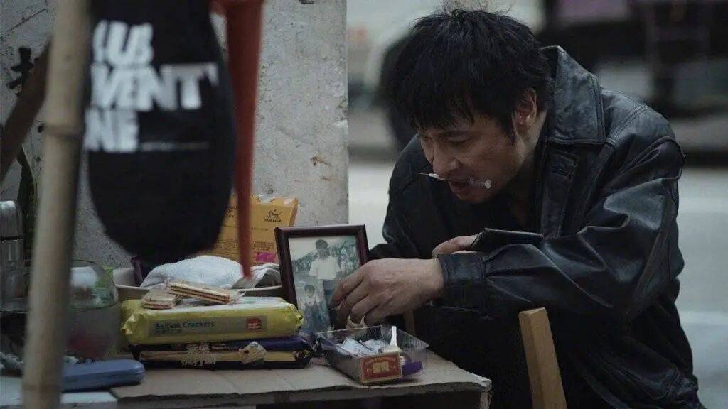 考古|89歲謝賢現(xiàn)身依舊時髦！與小49歲女友分手后開搞事業(yè)，疑已交代后事的他太瀟灑