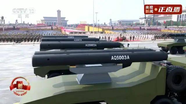 不裝了！一口氣看完九三大閱兵武器裝備！誰說我們一個(gè)也不認(rèn)識(shí)？