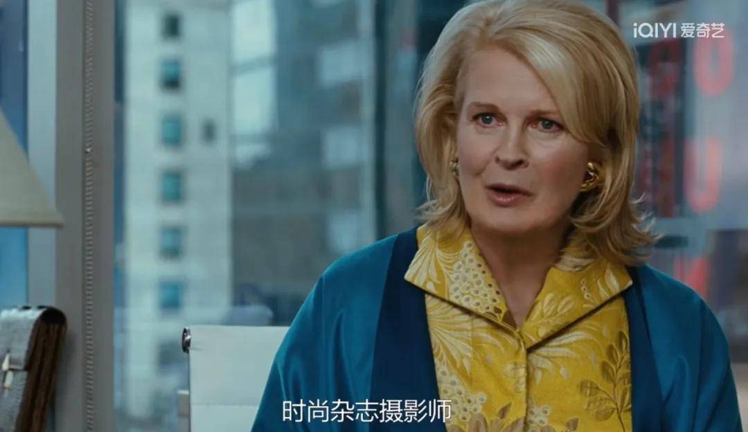 年近四十，二孩媽媽，不骨感不時(shí)髦，卻成了女魔頭接班人