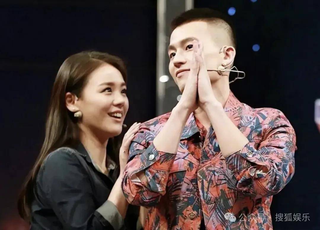 被全網(wǎng)勸分的這對(duì)終于分手了？她最近的狀態(tài)確實(shí)肉眼可見的好！