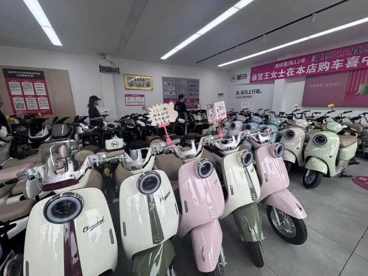 “小電驢”新國標(biāo)實施后，“舊車”還能騎嗎？