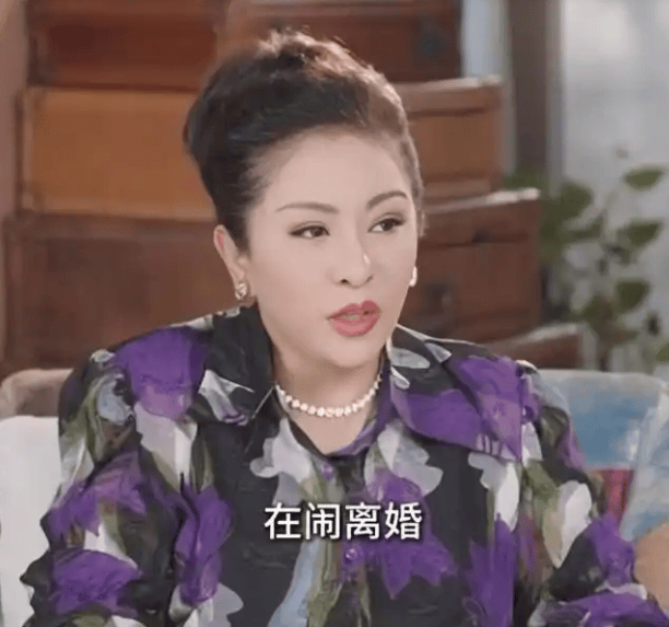 考古 | 何超蓮竇驍雙雙辟謠離婚！兩人感情生活引各方熱議