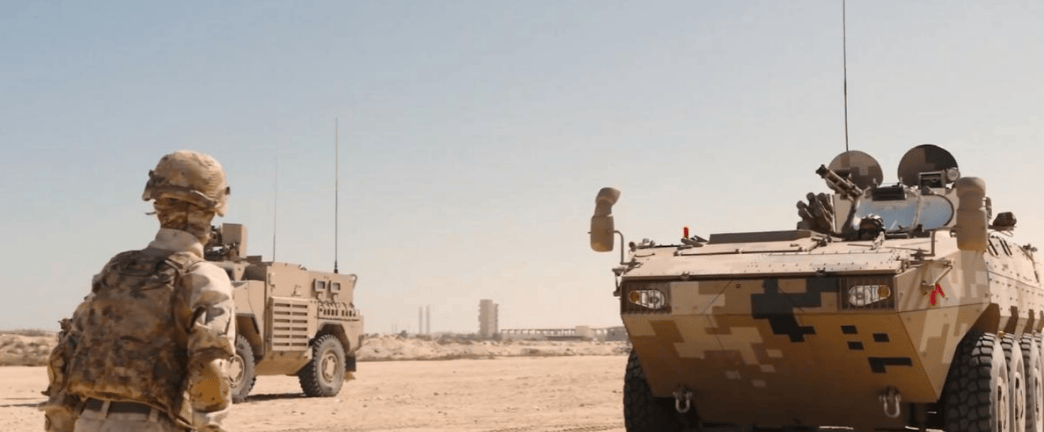 我軍重裝備首次現(xiàn)身沙特！08步戰(zhàn)搭配20式槍族，驚艷亮相中沙聯(lián)演