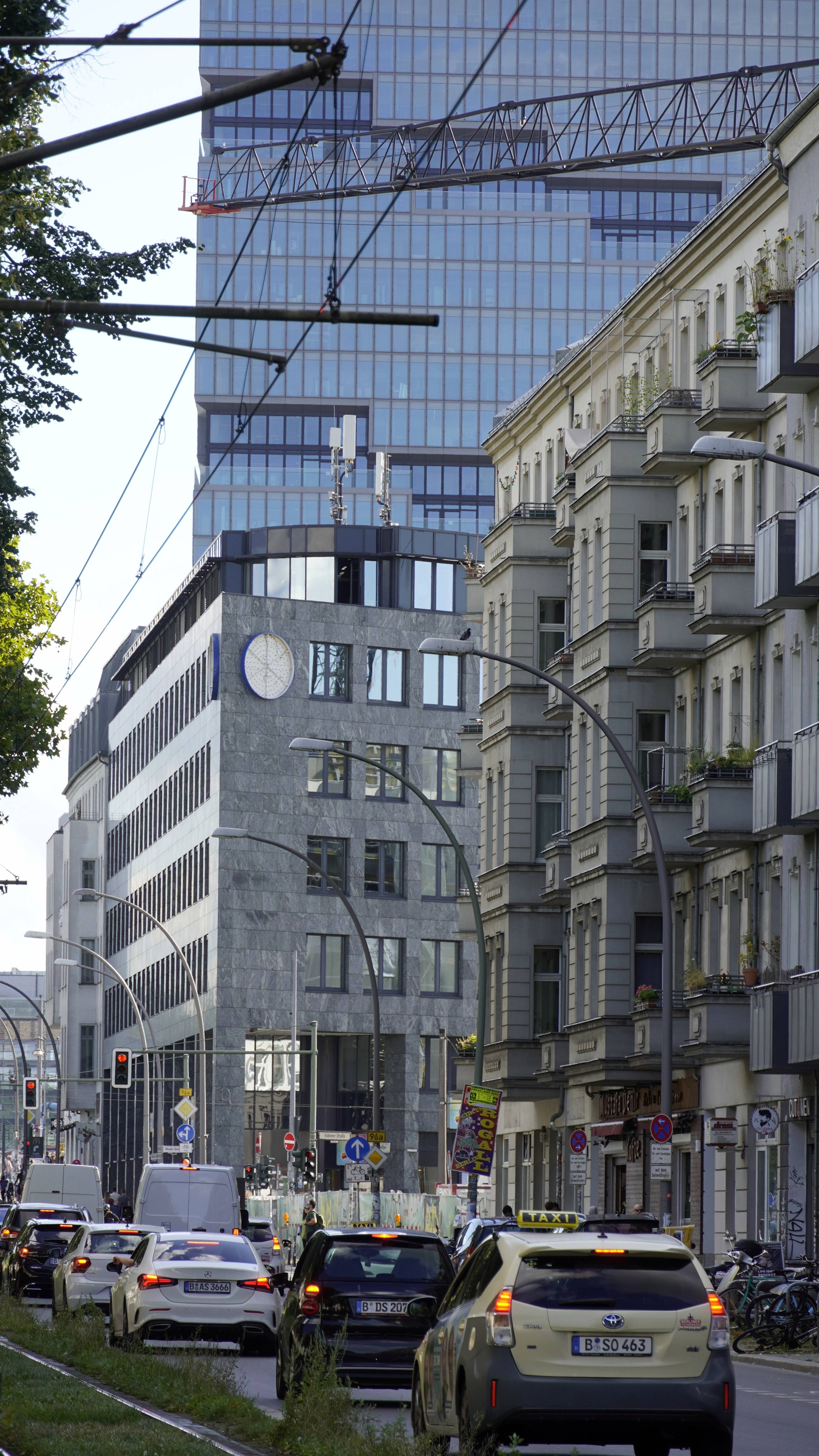 放棄考編出國(guó)學(xué)汽修 男子第一年想賺18萬(wàn)